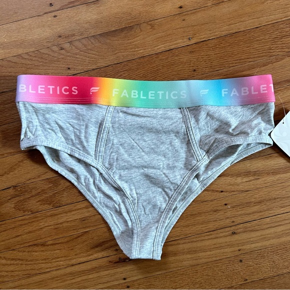 NWT Fabletics Pride High-Waisted Brief Size M - Picture 3 of 4